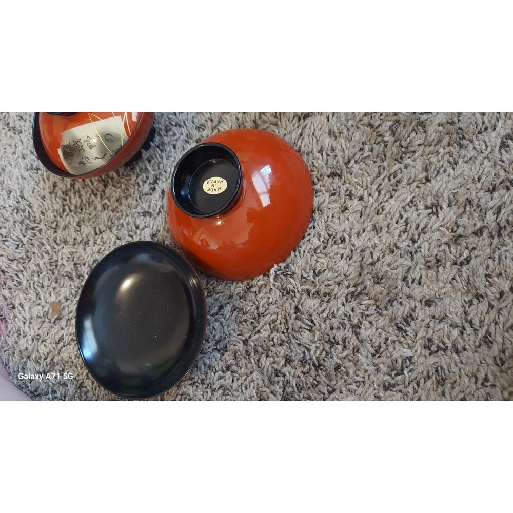 Rice Bowls Set of 4 Japanese Vintage Redish Orange Gold Trim Lids Japanese Words